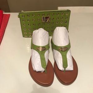 Sandals with small envelop bag
